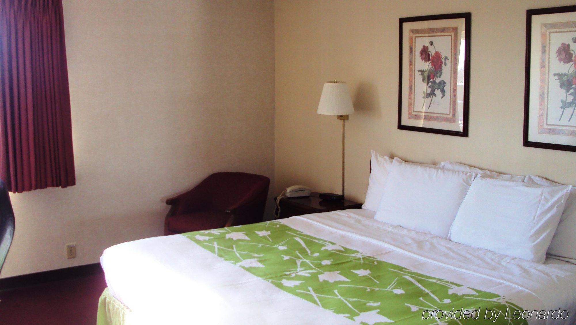 Extended Stay Warrenton Inn Bagian luar foto